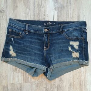 Hollister Women’s Size 13 Low-Rise Ripped Denim Short Shorts